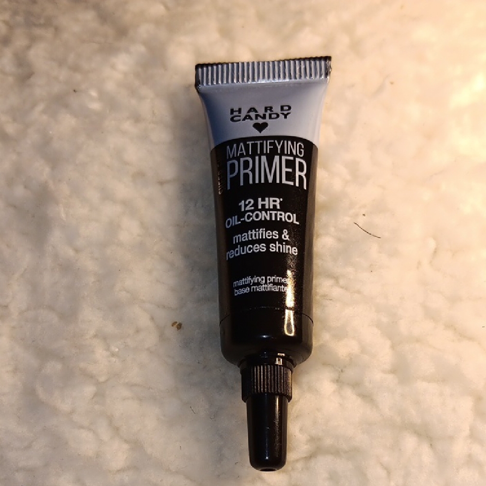 Hard Candy Black Primer for a Flawless Finish (each)